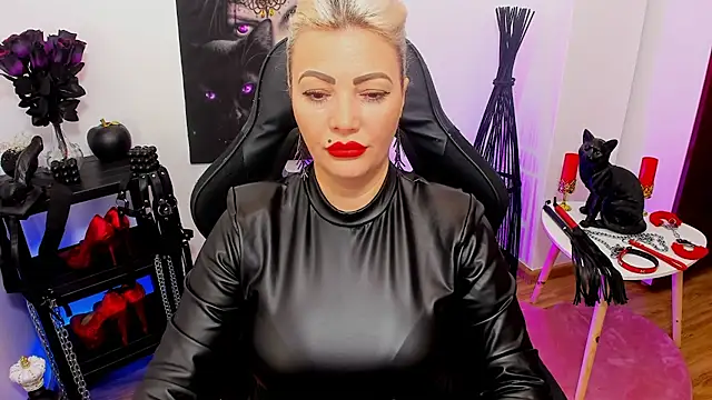 demisweet online show from February 7, 2025, 11:01 am