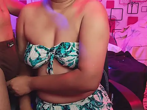 Snapshot of LushVamp chatting on October 1, 2025, 3:51 pm LushVamp online show from October 1, 2025, 3:51 pm