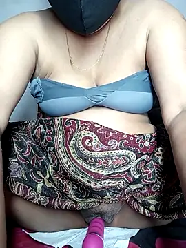 LushVamp online show from February 10, 2026, 2:43 pm