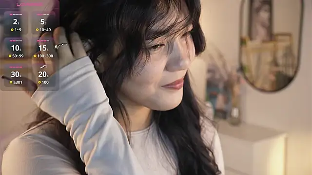 Snapshot of MoiraEger chatting on September 17, 2025, 4:08 pm MoiraEger online show from September 17, 2025, 4:08 pm