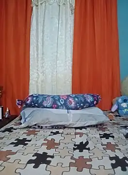 Samantha esposito online show from October 4, 2025, 9:02 pm