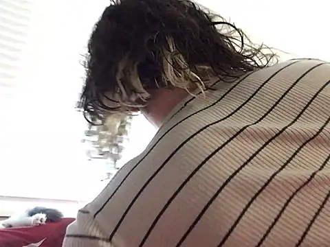 Snapshot of paigeycakes chatting on September 14, 2025, 10:42 pm paigeycakes online show from September 14, 2025, 10:42 pm