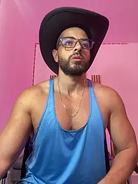magnumchris online show from April 24, 2026, 5:37 pm