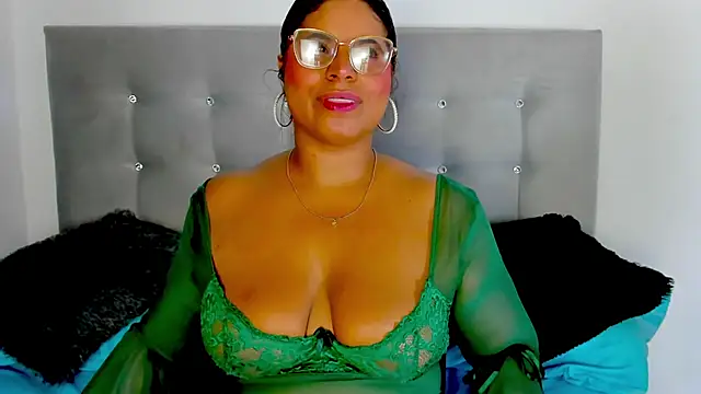 Snapshot of anna_sex_m chatting on July 17, 2026, 5:58 am anna sex m online show from July 17, 2026, 5:58 am