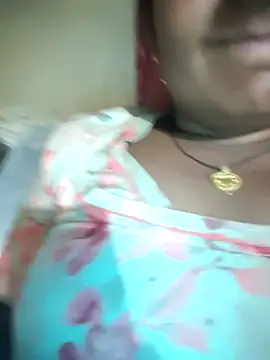 aunty sumy online show from April 28, 2026, 3:00 am