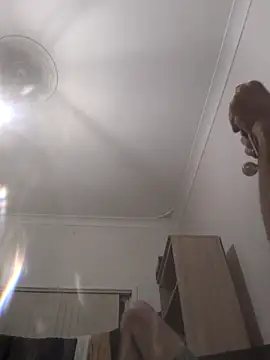 straightozgoesdwn online show from September 13, 2025, 2:06 pm