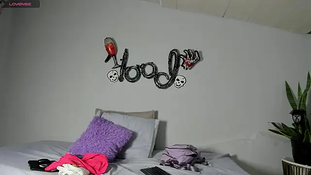 Snapshot of Sophia_Ebony chatting on October 31, 2025, 12:39 pm Sophia Ebony online show from October 31, 2025, 12:39 pm