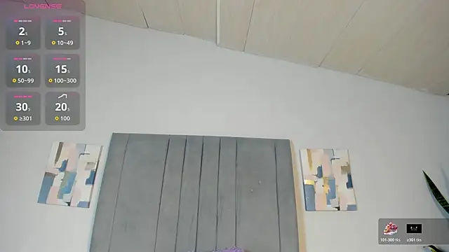 Snapshot of Sophia_Ebony chatting on November 14, 2025, 1:10 pm Sophia Ebony online show from November 14, 2025, 1:10 pm