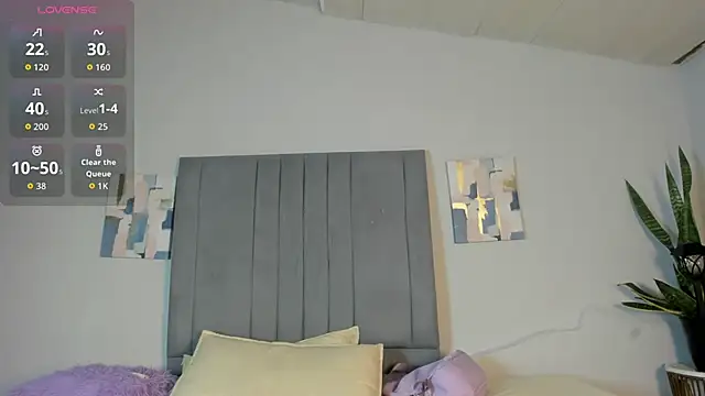 Snapshot of Sophia_Ebony chatting on November 15, 2025, 12:34 pm Sophia Ebony online show from November 15, 2025, 12:34 pm