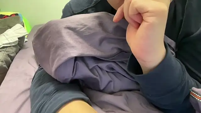 this is 77 online show from March 12, 2026, 12:44 pm