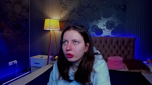 Snapshot of LilaVame chatting on December 2, 2025, 2:34 pm LilaVame online show from December 2, 2025, 2:34 pm