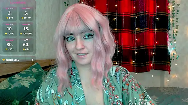 Snapshot of MagicPink chatting on December 15, 2025, 12:20 pm MagicPink online show from December 15, 2025, 12:20 pm