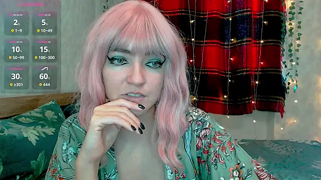 Snapshot of MagicPink chatting on December 17, 2025, 12:33 pm MagicPink online show from December 17, 2025, 12:33 pm