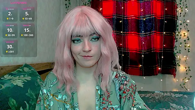 Snapshot of MagicPink chatting on March 4, 2026, 11:27 am MagicPink online show from March 4, 2026, 11:27 am