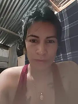 karinnahotdirty online show from July 15, 2026, 3:39 pm