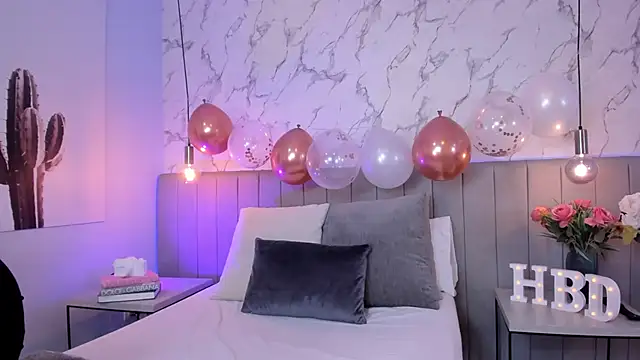 Karlla Brown online show from October 21, 2025, 3:13 pm