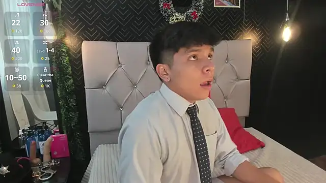 Thiago Kozak online show from December 15, 2025, 1:48 pm