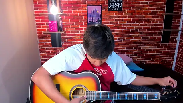Snapshot of Thiago_Kozak chatting on June 6, 2026, 1:38 pm Thiago Kozak online show from June 6, 2026, 1:38 pm