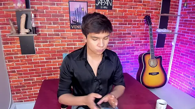 Snapshot of Thiago_Kozak chatting on June 9, 2026, 1:34 pm Thiago Kozak online show from June 9, 2026, 1:34 pm