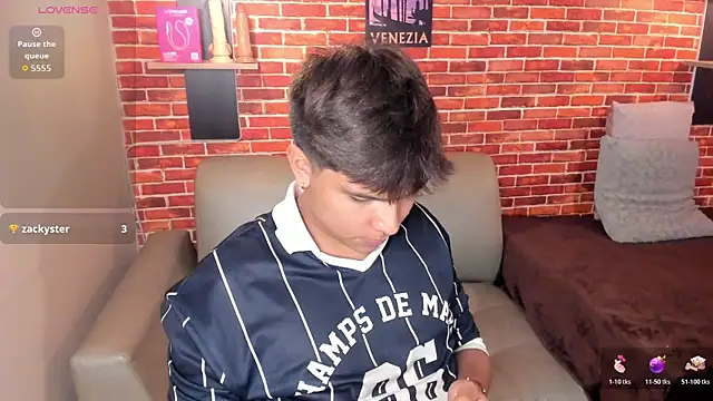 Thiago Kozak online show from July 28, 2026, 4:39 pm