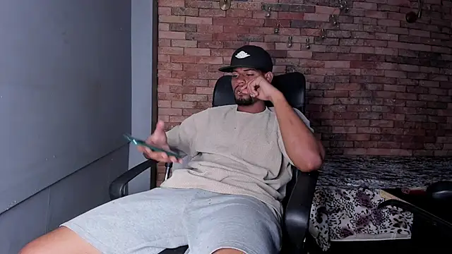 yurgaki 21 online show from February 19, 2026, 9:11 pm