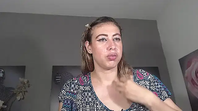 AntonellaBlanc online show from May 22, 2026, 4:52 am