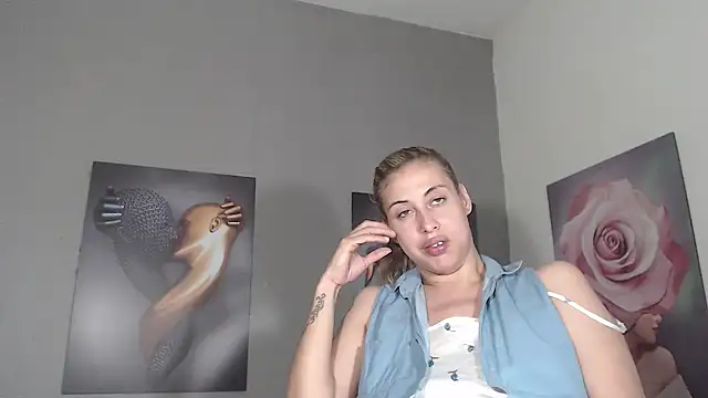 AntonellaBlanc online show from July 24, 2026, 5:55 pm