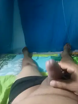 cora08 online show from October 31, 2025, 9:38 pm