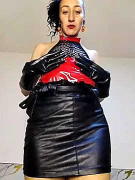 Oriana111 online show from May 2, 2026, 8:36 pm