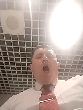 Snapshot of BigCristh79 chatting on September 22, 2025, 12:45 am BigCristh79 online show from September 22, 2025, 12:45 am