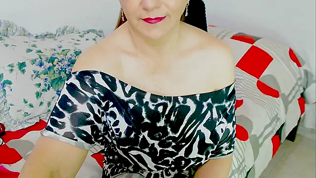 Kendraline1 online show from October 4, 2025, 7:01 pm