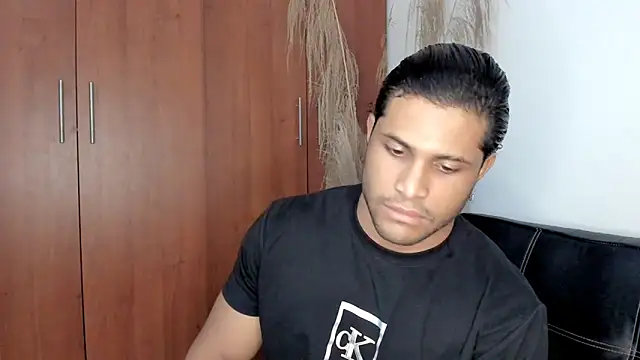 Snapshot of Evansdark1 chatting on November 27, 2025, 10:23 pm Evansdark1 online show from November 27, 2025, 10:23 pm