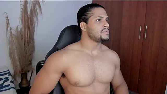 Evansdark1 online show from June 30, 2026, 11:28 pm
