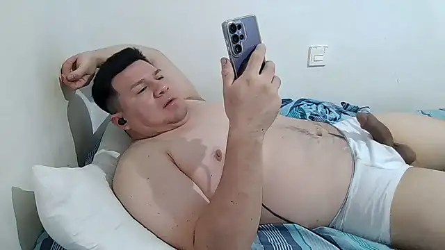 Snapshot of fuckynations chatting on July 7, 2026, 12:02 am fuckynations online show from July 7, 2026, 12:02 am