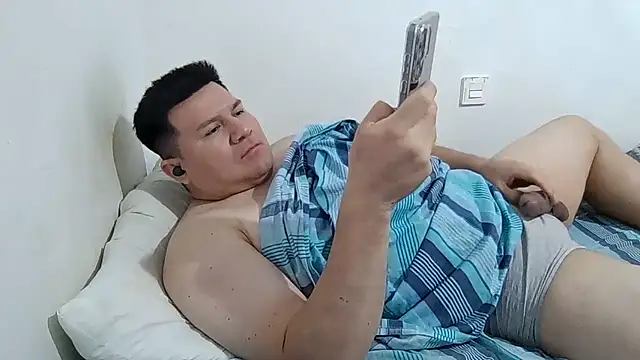 Snapshot of fuckynations chatting on July 8, 2026, 10:36 pm fuckynations online show from July 8, 2026, 10:36 pm