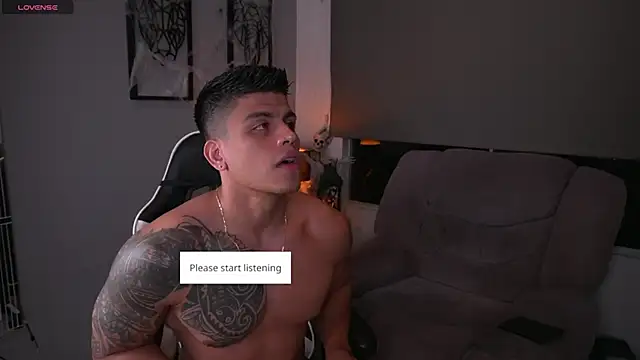 Snapshot of tyler_muscle1 chatting on October 11, 2025, 2:22 am tyler muscle1 online show from October 11, 2025, 2:22 am