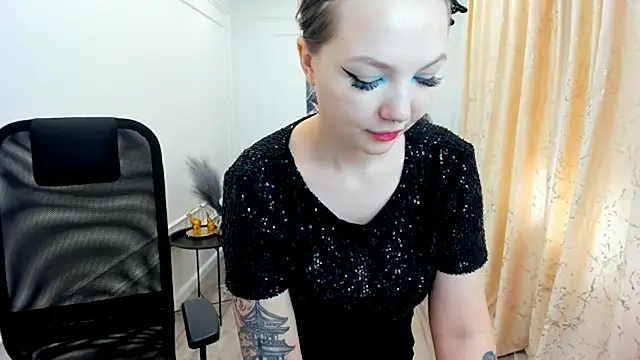 MariaRobinsone online show from June 14, 2026, 12:07 pm