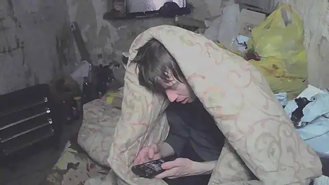 Snapshot of makarov1993 chatting on May 3, 2026, 5:30 pm makarov1993 online show from May 3, 2026, 5:30 pm