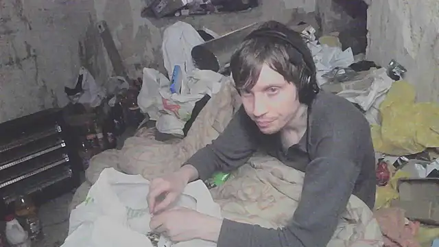 Snapshot of makarov1993 chatting on June 2, 2026, 2:13 am makarov1993 online show from June 2, 2026, 2:13 am