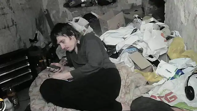 Snapshot of makarov1993 chatting on June 6, 2026, 2:27 am makarov1993 online show from June 6, 2026, 2:27 am