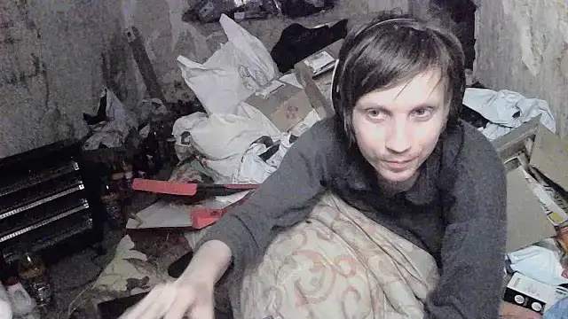 Snapshot of makarov1993 chatting on June 12, 2026, 5:56 pm makarov1993 online show from June 12, 2026, 5:56 pm