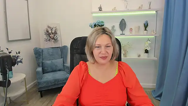 NinaStarle online show from October 9, 2025, 4:21 am