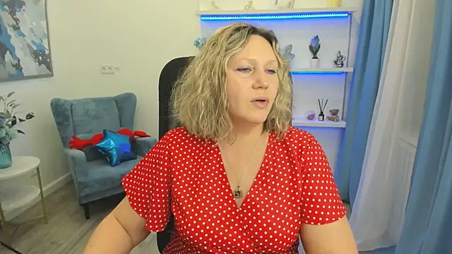 NinaStarle online show from April 29, 2026, 11:25 am