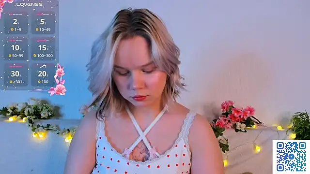 Snapshot of girlllsooft chatting on November 11, 2025, 1:27 am girlllsooft online show from November 11, 2025, 1:27 am