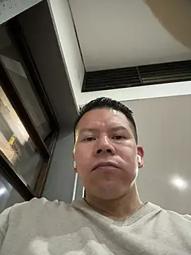 Manu0586 online show from February 16, 2026, 11:34 pm