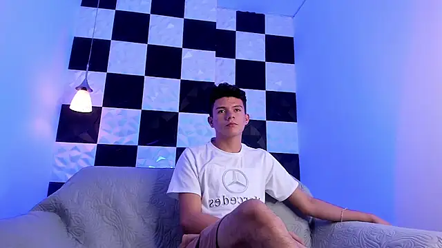 Snapshot of AndyFame1 chatting on September 18, 2025, 4:25 am AndyFame1 online show from September 18, 2025, 4:25 am