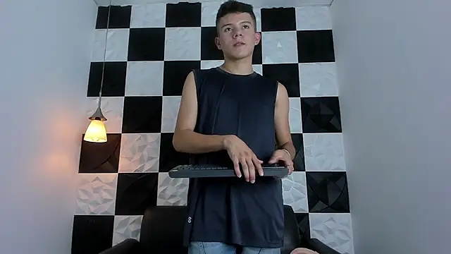 Snapshot of AndyFame1 chatting on September 27, 2025, 7:41 pm AndyFame1 online show from September 27, 2025, 7:41 pm