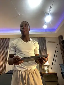 CharlesBrown  online show from November 4, 2025, 11:53 am