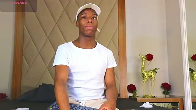 Snapshot of CharlesBrown_ chatting on July 4, 2026, 2:56 pm CharlesBrown online show from July 4, 2026, 2:56 pm