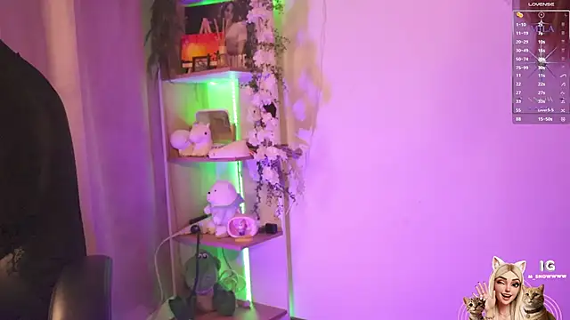 Snapshot of Miila_snow chatting on November 13, 2025, 11:53 am Miila snow online show from November 13, 2025, 11:53 am